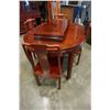 Image 10 : ROUND SOLID ROSEWOOD DINING TABLE WITH 2 LEAFS AND 4 CHAIRS