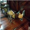 Image 2 : 2 VINTAGE FOLK ART FIGURES - DOG AND CHICKEN