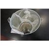 Image 2 : RIDE ICE BUCKET WITH GLASSES AND BOTTLE OPENER