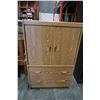 Image 1 : OAK WARDROBE