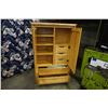 Image 4 : MAPLE WARDROBE