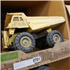 Image 3 : LOT OF 2 TONKA STYLE TRUCKS, NYLINT AND CHINA