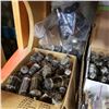 Image 2 : LARGE BOX OF VINTAGE RADIO TUBES