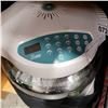 Image 2 : NUWAVE OVEN IN CARRY BAG