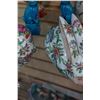 Image 2 : HAND PAINTED EASTERN DISH, FOO DOGS, AND RABBITS
