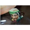 Image 2 : ROYAL DOULTON CHARGER PLATE ON STAND AND MINI TOBY MUG