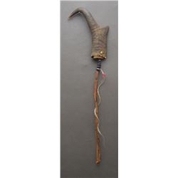 PLAINS INDIAN ANTELOPE HORN HANDLED QUIRT