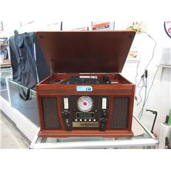 Wood Cased Record Player with CD Recorder