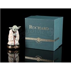 STAR WARS TOYS - Yoda Porcelain Tabatiere
