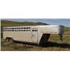 Image 2 : 2004 Featherlite stock trailer, 24 ft