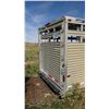 Image 4 : 2004 Featherlite stock trailer, 24 ft