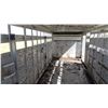 Image 6 : 2004 Featherlite stock trailer, 24 ft