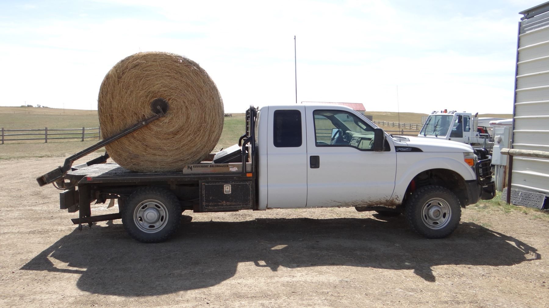 2011 Ford F250 Super Duty, w/ Krogmann bale bed