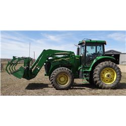 2004 John Deere 7720 tractor