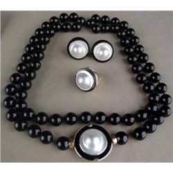 14K Gold and Mobay Pearl Set
