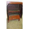 Image 14 : Qing Dynasty Red Lacquered Chinese Elmwood Cabinet, Circa 1860 (Includes Certificate