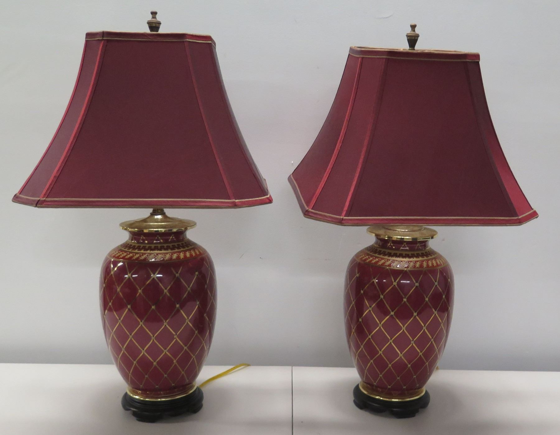 Qty 2 Burgundy Table Lamps w/ Gilt Accents & Matching Lamp Shades ...