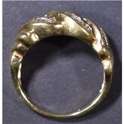 10KT YELLOW GOLD RING   SIZE 6