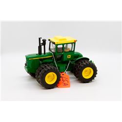 John Deere 7520 highly detailed 1:32