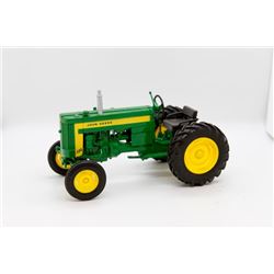 John Deere 320 toy tractor 1:16