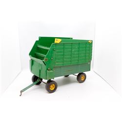 John Deere forage wagon