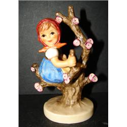 APPLE TREE GIRL HUMMEL FIGURINE
