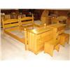 Image 1 : 7 PIECE MAINE BEDROOM SUITE
