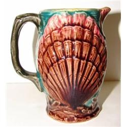 MAJOLICA CREAMER