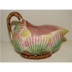 SMALL MAJOLICA CREAMER
