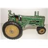 Image 1 : VINTAGE DIE CAST JOHN DEERE TRACTOR
