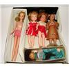 Image 2 : VINTAGE BARBIE DOLL CASE AND DOLLS