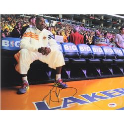 Kobe Bryant Signed Lakers 11x14 Photo (PSA LOA)