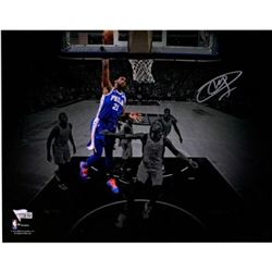 Joel Embiid Signed 76ers "Dunking" 11x14 Photo (Fanatics Hologram)