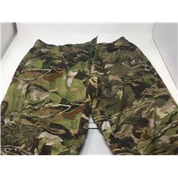 Underarmour XL Camouflage Pants (has a small tear as shown)