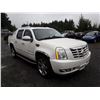 Image 2 : K3 --  2007 CADILLAC ESCALADE EXT , White , 252473  KM's