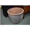 Image 2 : Two terracotta planters, 21" and 24" in diameter