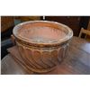 Image 1 : Large glazed terracotta outdoor planter 20" in diameter