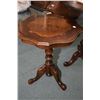 Image 1 : Mid 20th century center pedestal occasional table with matched grain top and inlaid floral design