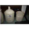 Image 1 : Two pieces of Redwing Pottery including five gallon jug and three gallon crock