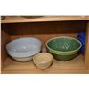 Image 1 : Shelf lot of vintage pottery and stoneware including lidded pot and mixing bowls. Not available for 