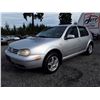 Image 1 : M6 --  2001 VW GOLF GLS TDI  , Silver , 277806  KM's