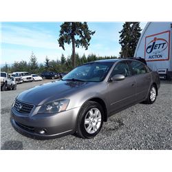 D1 --  2005 NISSAN ALTIMA SE , Brown , 189900  KM's
