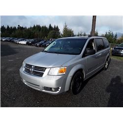 F2 --  2008 DODGE GRAND CARAVAN , Silver , 290228  KM's