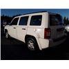 Image 4 : J5 --  2009 JEEP PATRIOT , White , 158460  KM's