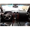 Image 14 : H5 --  2006 GMC ENVOY , White , 174888  KM's