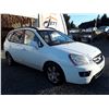 Image 2 : A12B --  2008 KIA RONDO , White , 389498  KM's "NO RESERVE"