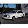 Image 1 : P4 --  1999 MERCEDES E320  , White , 281360  KM's