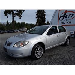 B1 --  2007 PONTIAC G5 , Silver , 121383  KM's