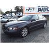 Image 1 : M5 --  2002 VOLVO S60  , Blue , 256326  KM's