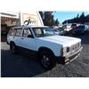 Image 2 : P1 --  1991 GMC S15 JIMMY , White , UNKNOWN  KM's